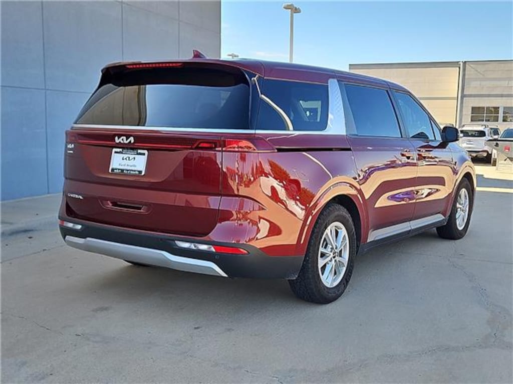 Used 2024 KIA Carnival LX Seat Package Passenger Van