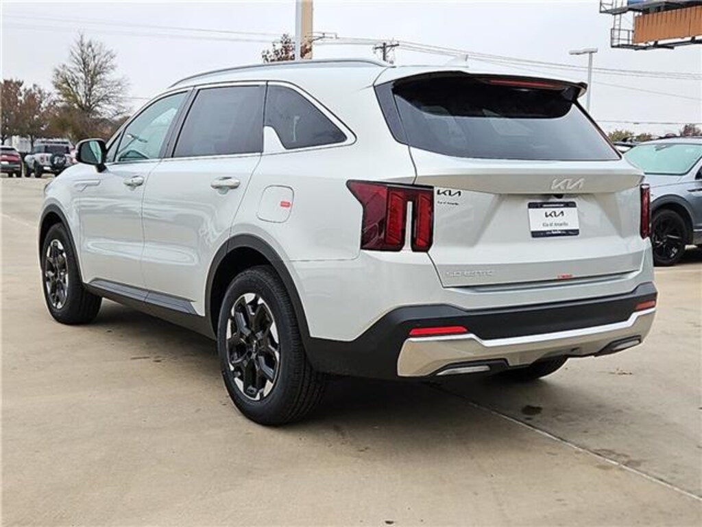 New 2026 KIA Sorento S Front-Wheel Drive