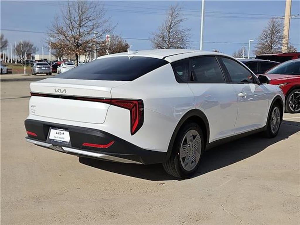 Certified 2025 KIA K4 LX (IVT) Sedan