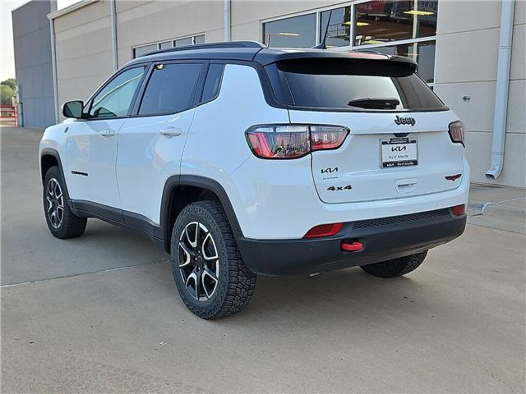 Used 2025 Jeep Compass Trailhawk 4x4
