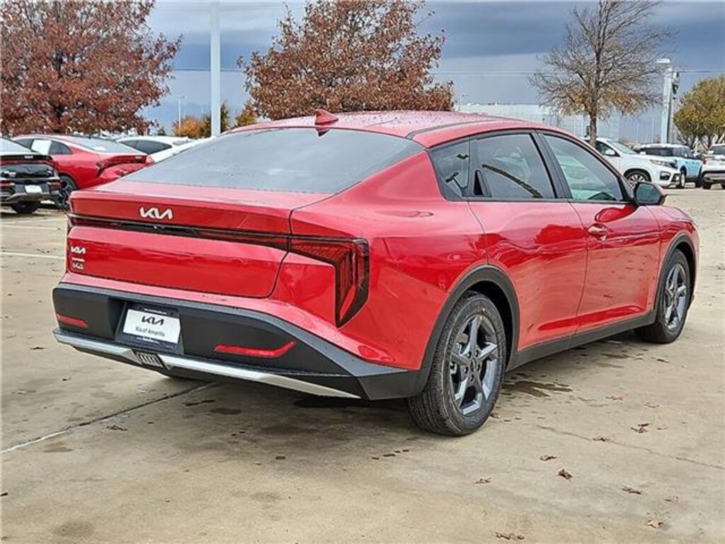 New 2025 KIA K4 LXS (IVT) Sedan