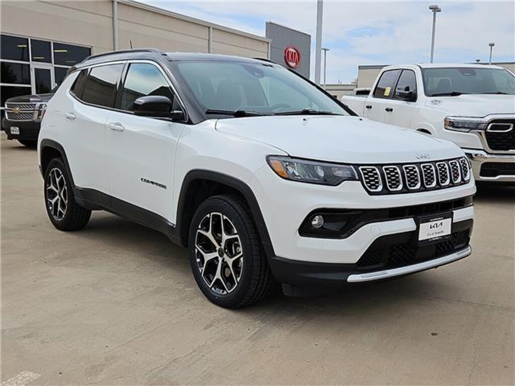 Used 2025 Jeep Compass Limited 4x4