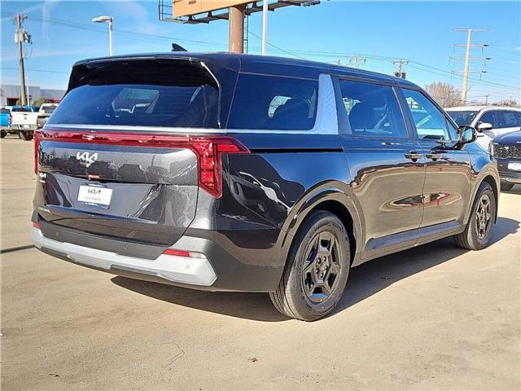 New 2026 KIA Carnival LXS Passenger Van