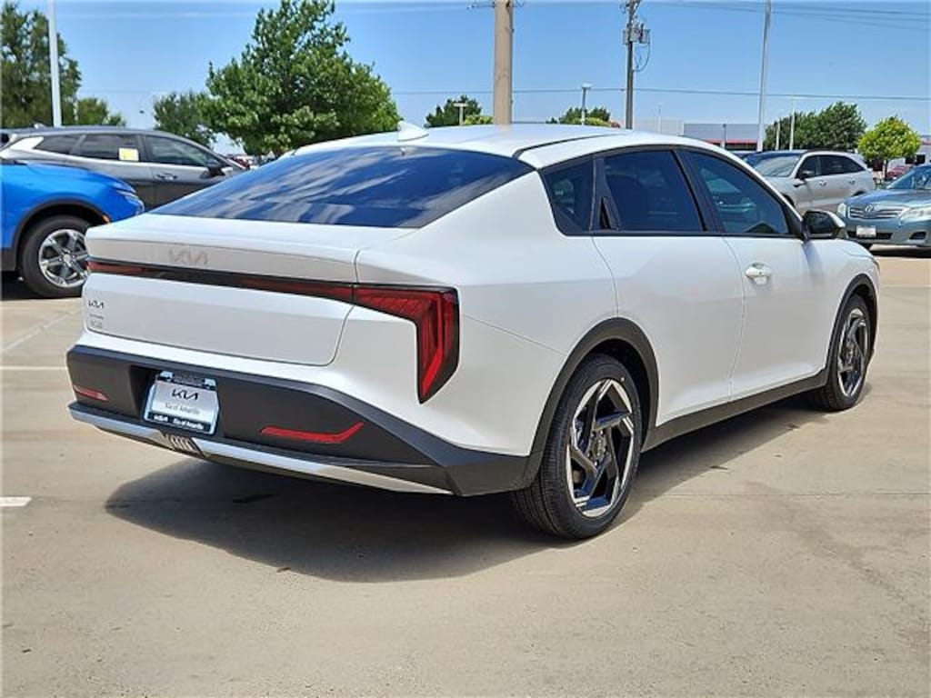 New 2026 KIA K4 EX (IVT) Sedan