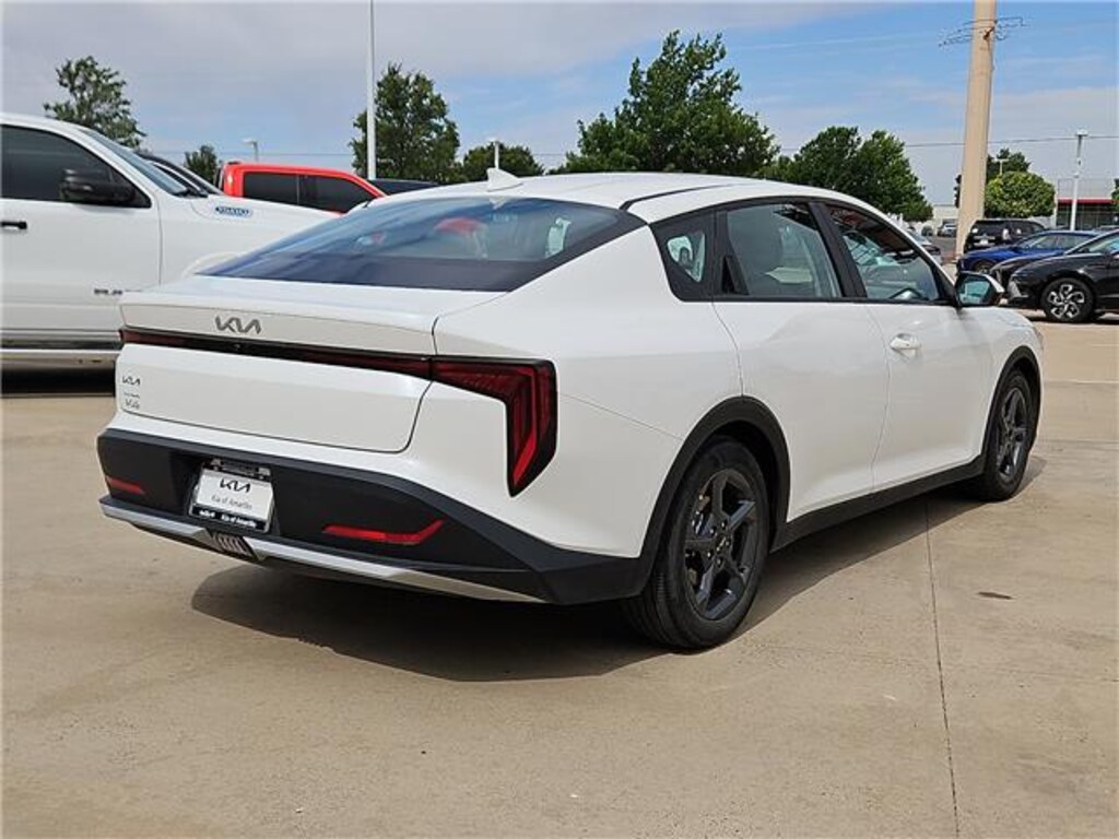 Used 2025 KIA K4 LX