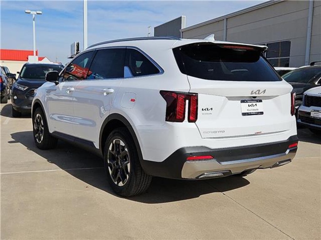 New 2026 KIA Sorento S Front-Wheel Drive