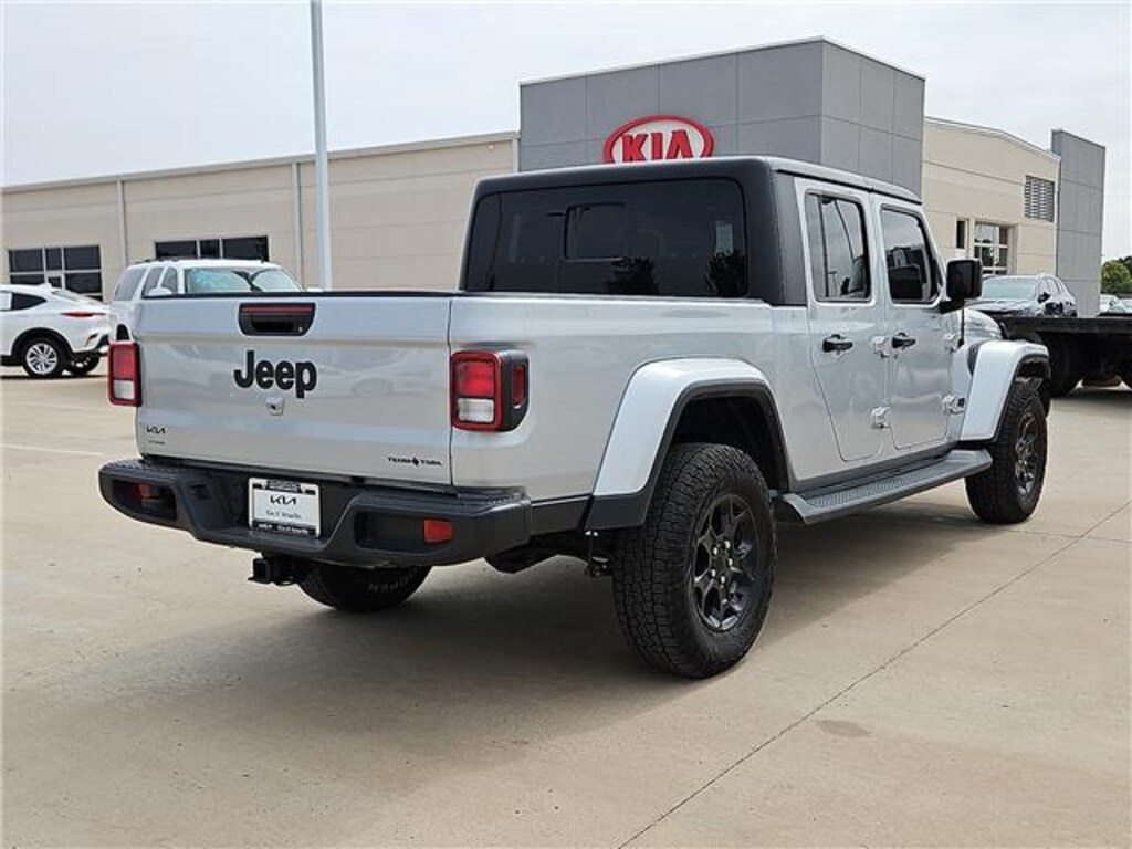 Used 2023 Jeep Gladiator Texas Trail 4x4 Crew Cab 5 ft. box