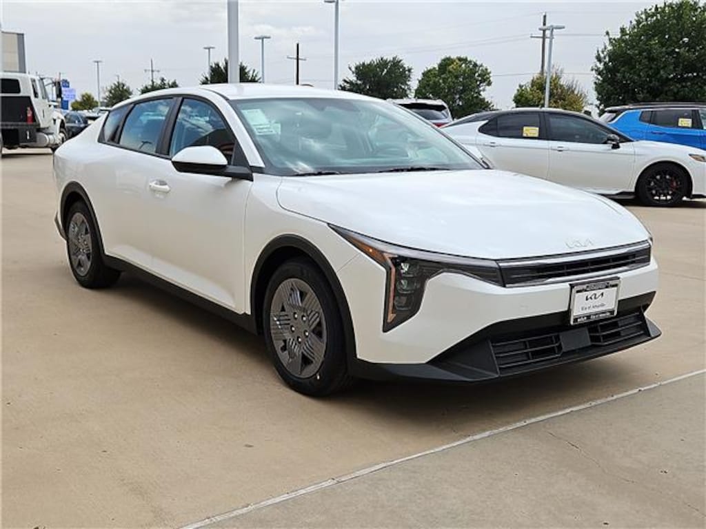 New 2026 KIA K4 LX (IVT) Sedan
