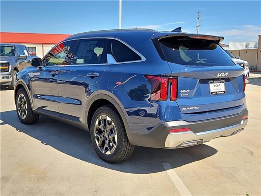 New 2026 KIA Sorento S Front-Wheel Drive