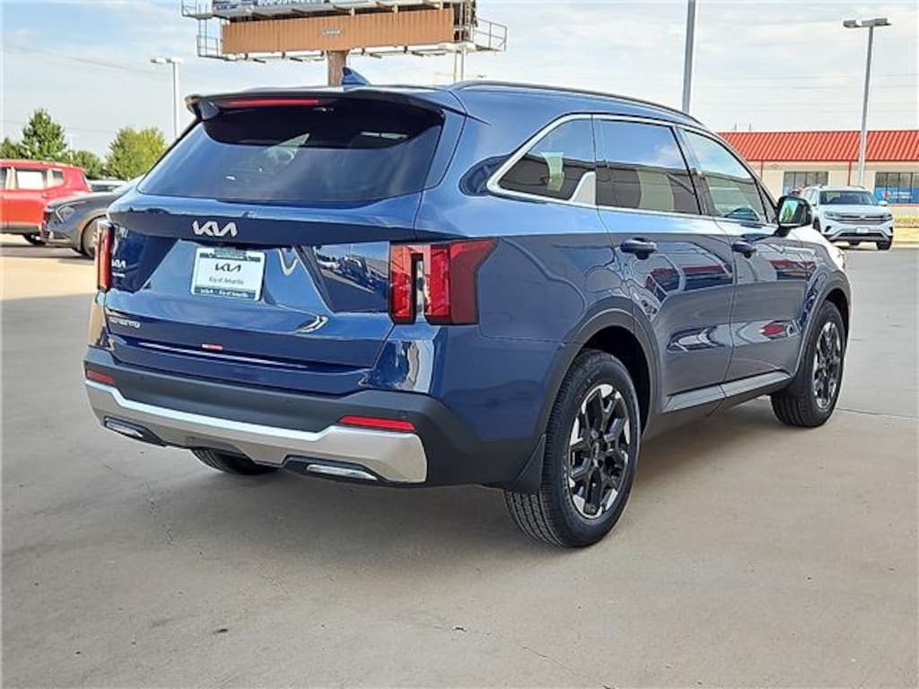 New 2026 KIA Sorento S Front-Wheel Drive