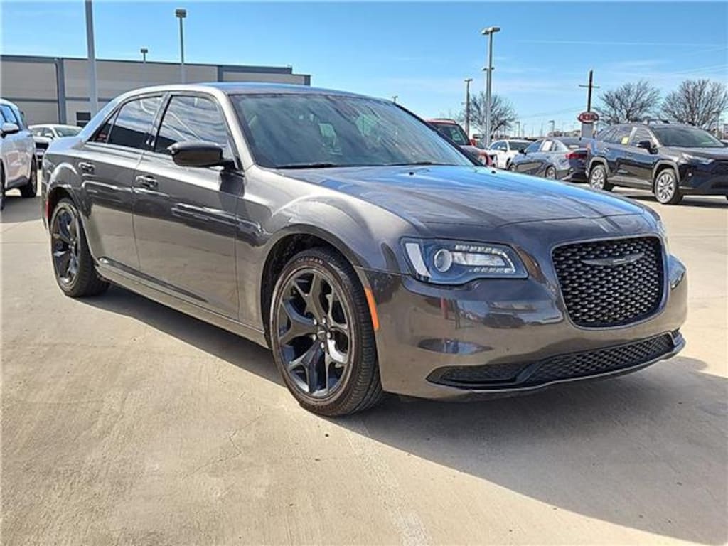 Used 2022 Chrysler 300 Touring Rear-Wheel Drive Sedan