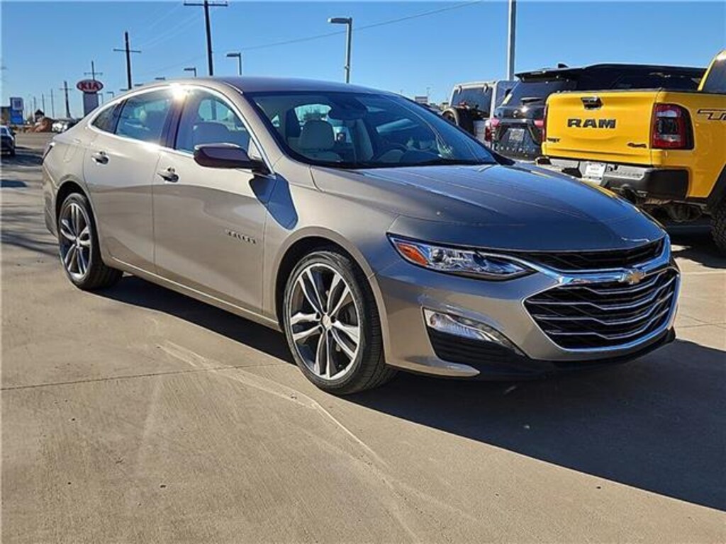 Used 2024 Chevrolet Malibu 2LT Sedan