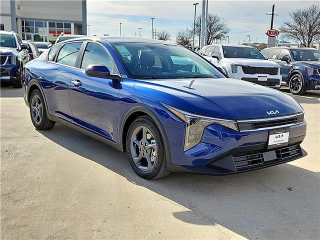 New 2025 KIA K4 LXS (IVT) Sedan