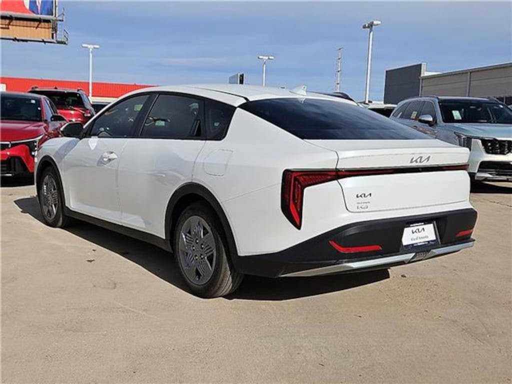 Certified 2025 KIA K4 LX (IVT) Sedan
