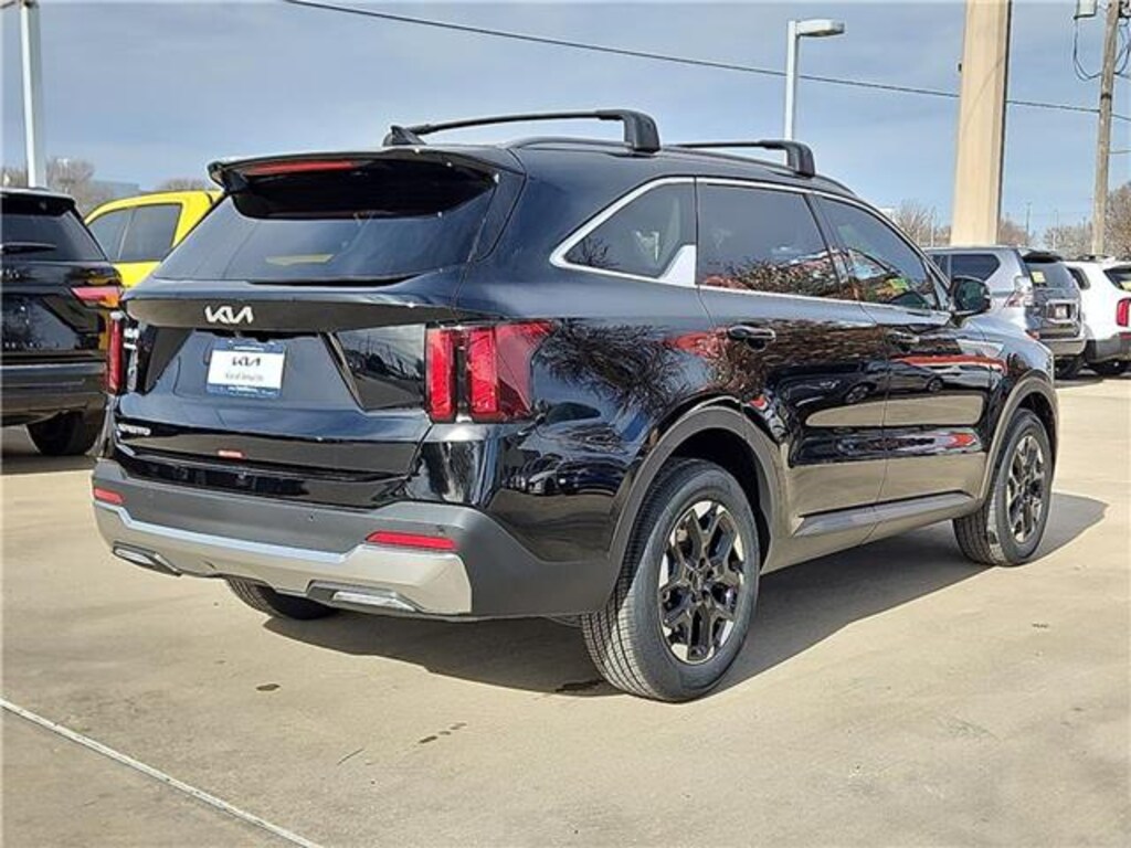 New 2026 KIA Sorento S Front-Wheel Drive