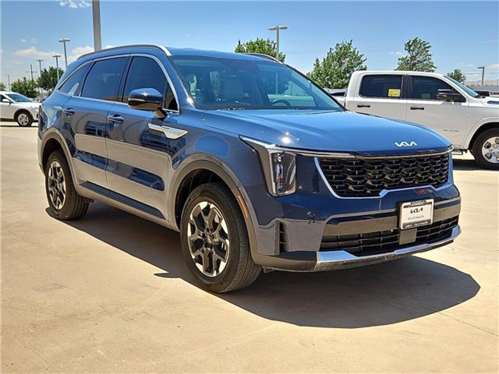 Used 2025 KIA Sorento S All-Wheel Drive
