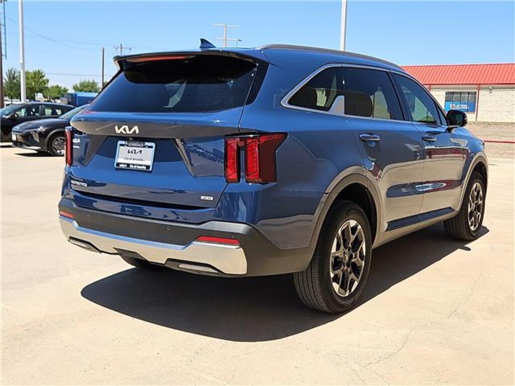 Used 2025 KIA Sorento S All-Wheel Drive