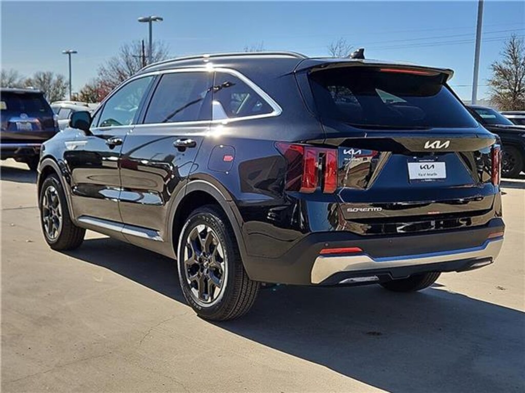 New 2026 KIA Sorento S Front-Wheel Drive