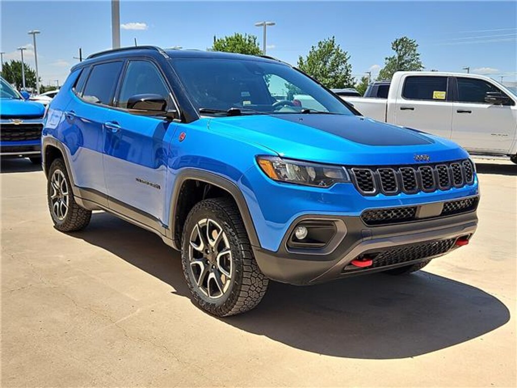 Used 2025 Jeep Compass Trailhawk 4x4