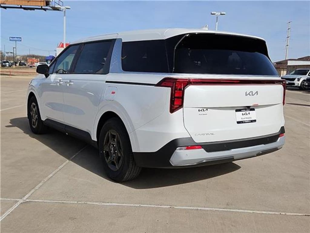 New 2026 KIA Carnival LX