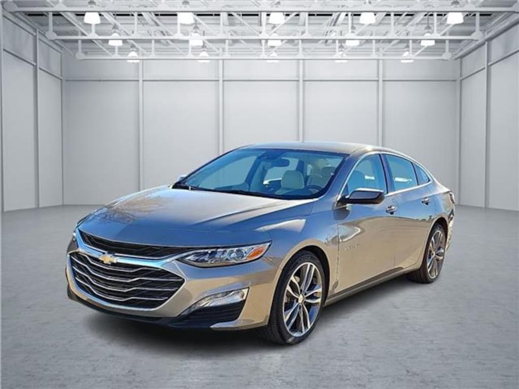 Used 2024 Chevrolet Malibu 2LT Sedan