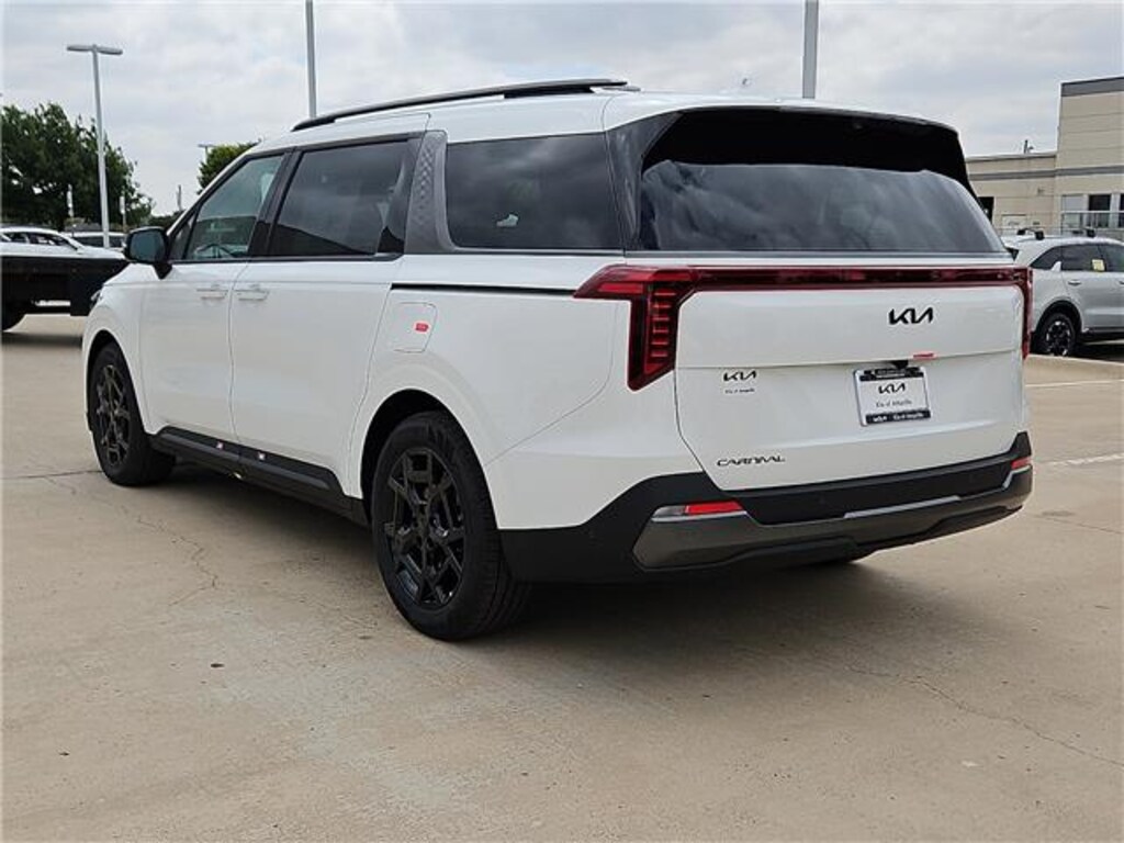 New 2026 KIA Carnival