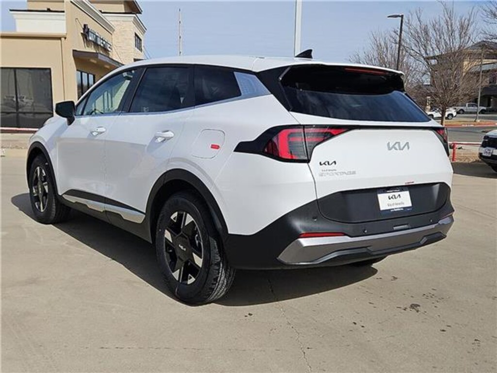 New 2026 KIA Sportage LX Front-Wheel Drive