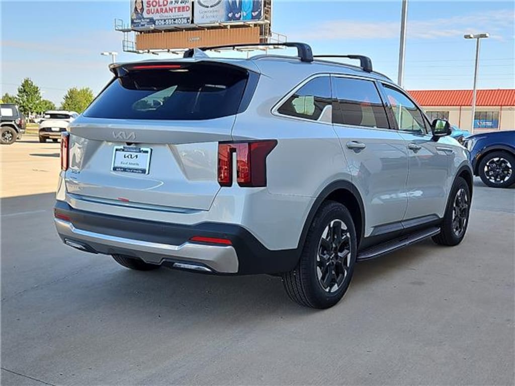 New 2026 KIA Sorento S Front-Wheel Drive