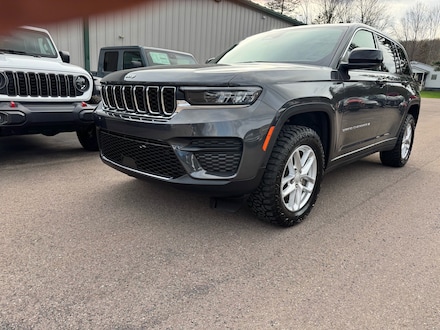 2024 Jeep Grand Cherokee Laredo SUV