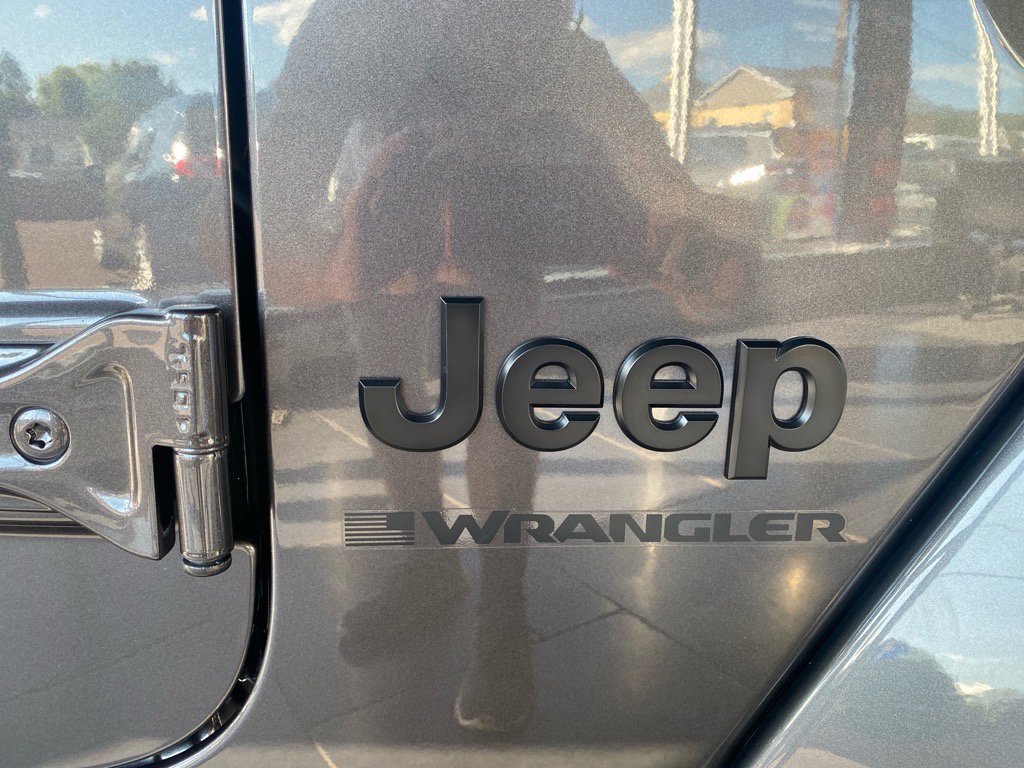 2025 Jeep Wrangler 4-Door Sahara - Photo 15