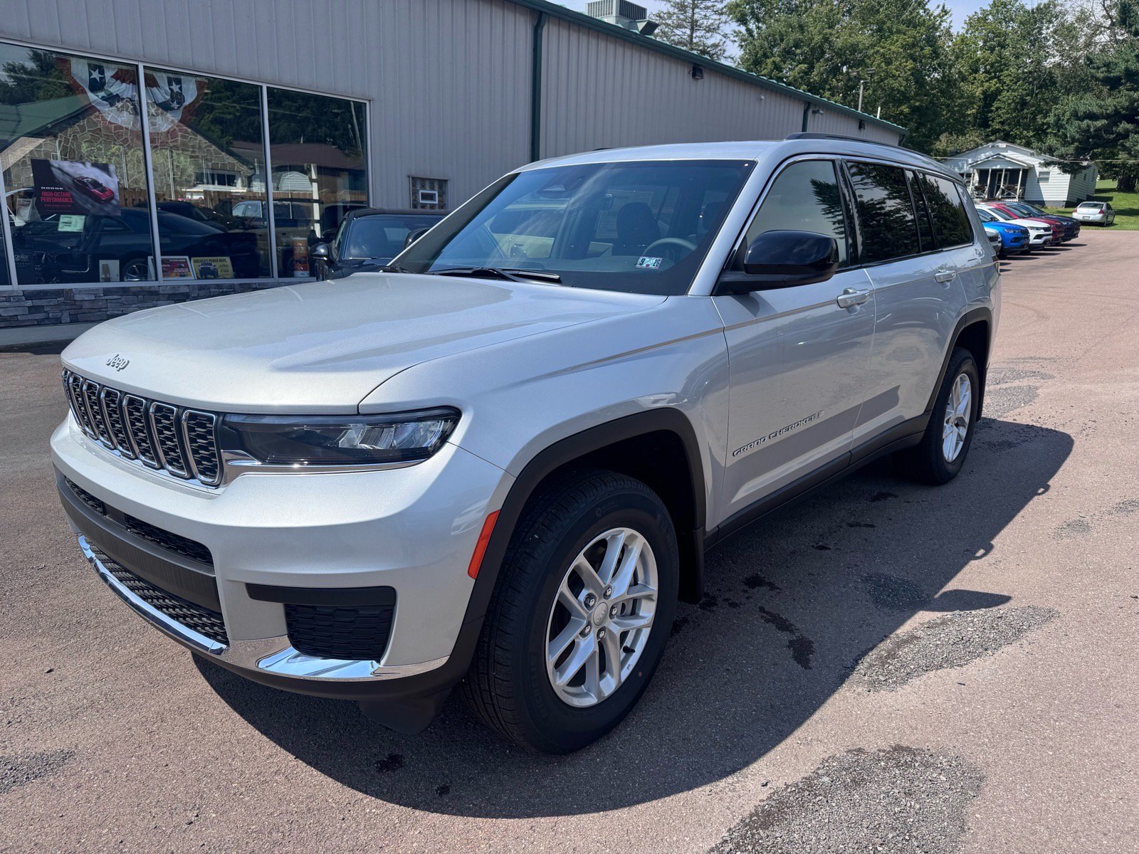 2025 Jeep Grand Cherokee L Laredo - Photo 30
