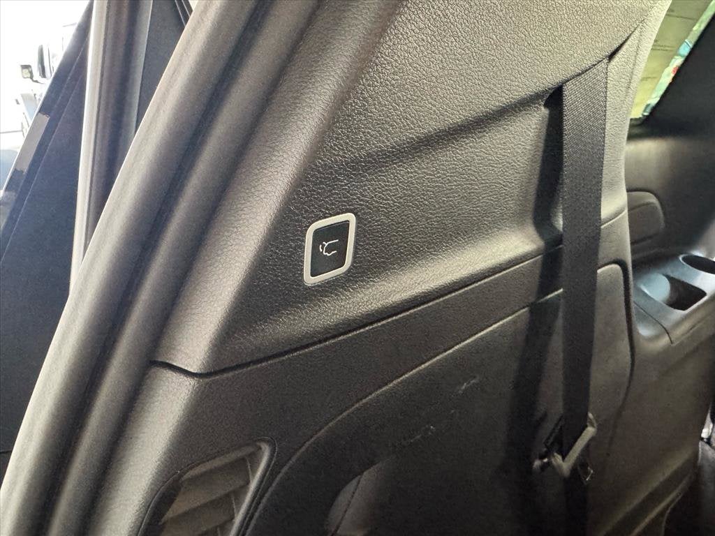 2026 Chrysler Pacifica Select - Photo 26