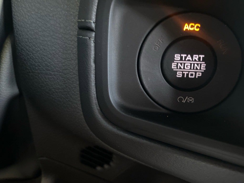 2025 Jeep Wrangler 4-Door Sahara - Photo 45