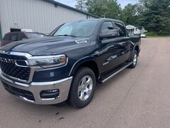 2026 Ram 1500 BIG HORN CREW CAB 4X4 5'7 BOX Pickup