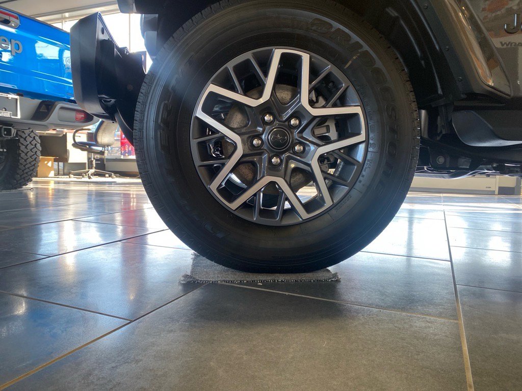 2025 Jeep Wrangler 4-Door Sahara - Photo 10