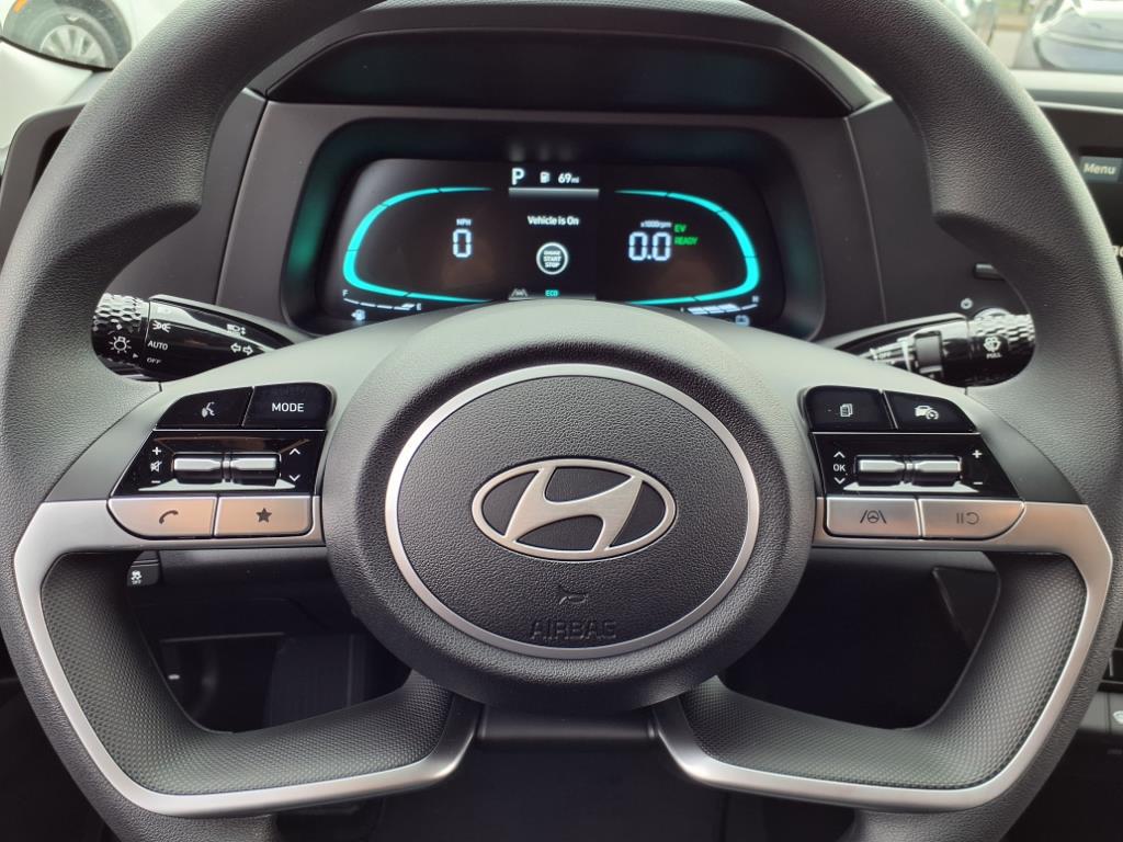 2025 Hyundai Elantra Blue - Photo 11