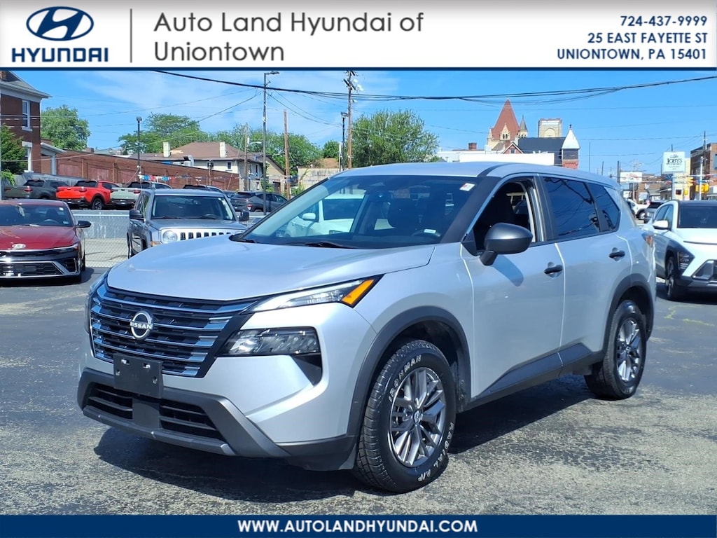 Used 2024 Nissan Rogue S SUV