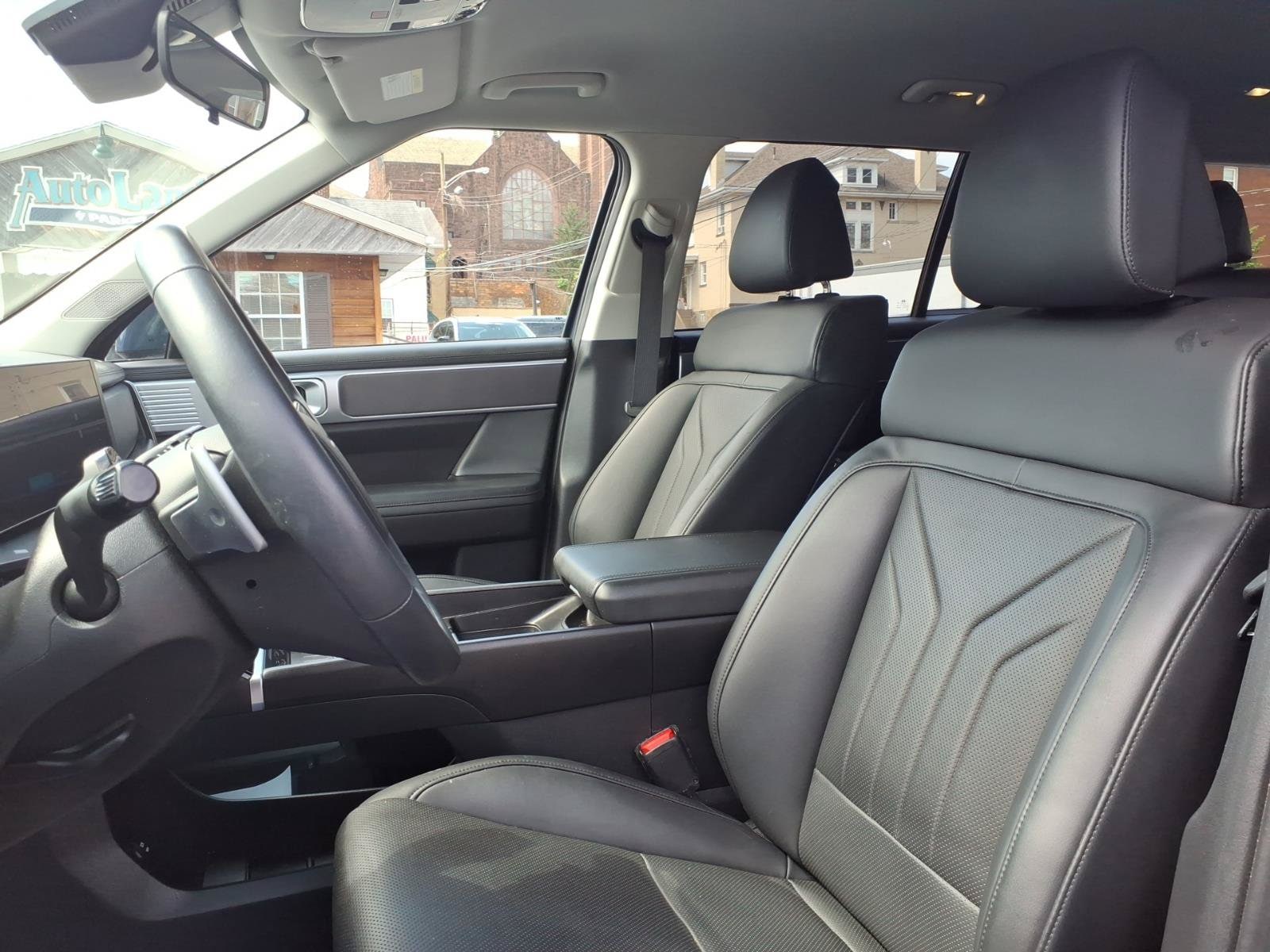 2025 Hyundai Santa Fe SEL - Photo 8