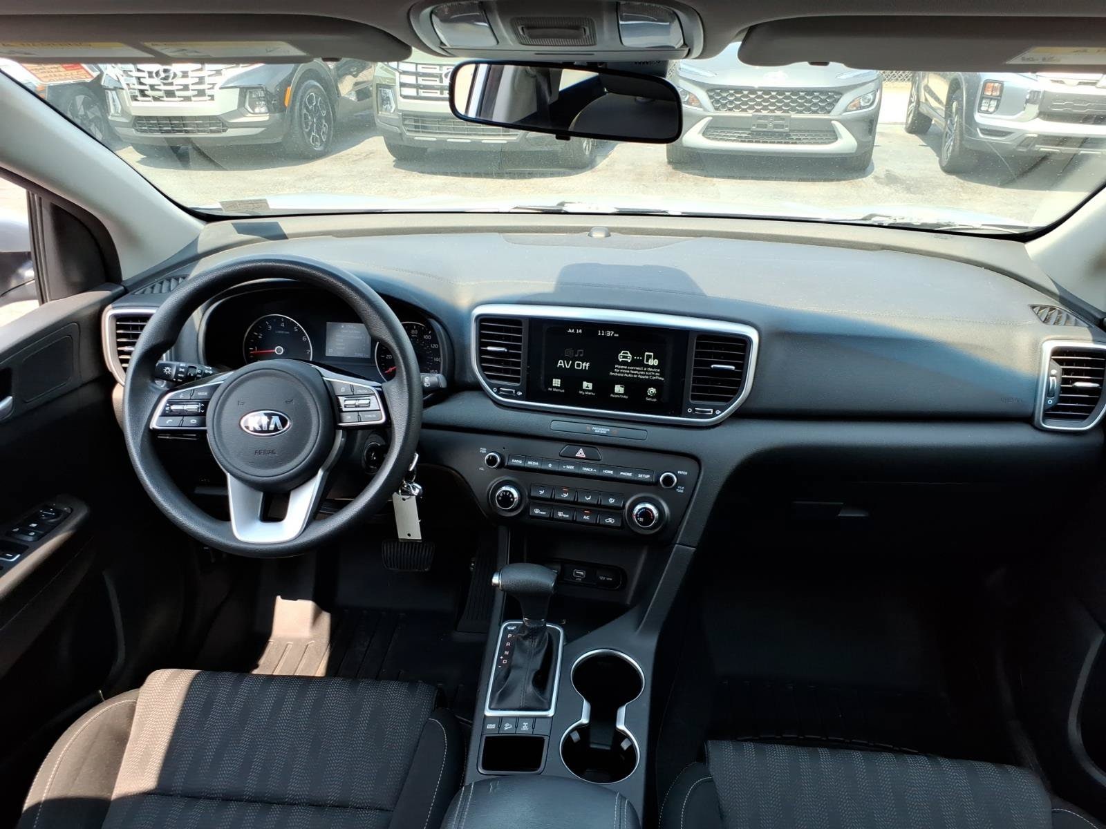 2020 Kia Sportage LX - Photo 12