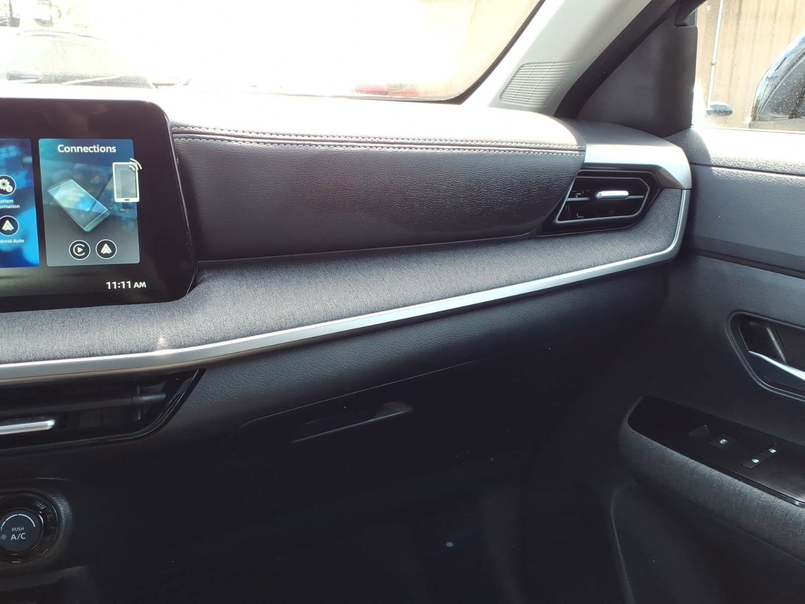 2026 Nissan KICKS SV AWD - Photo 18