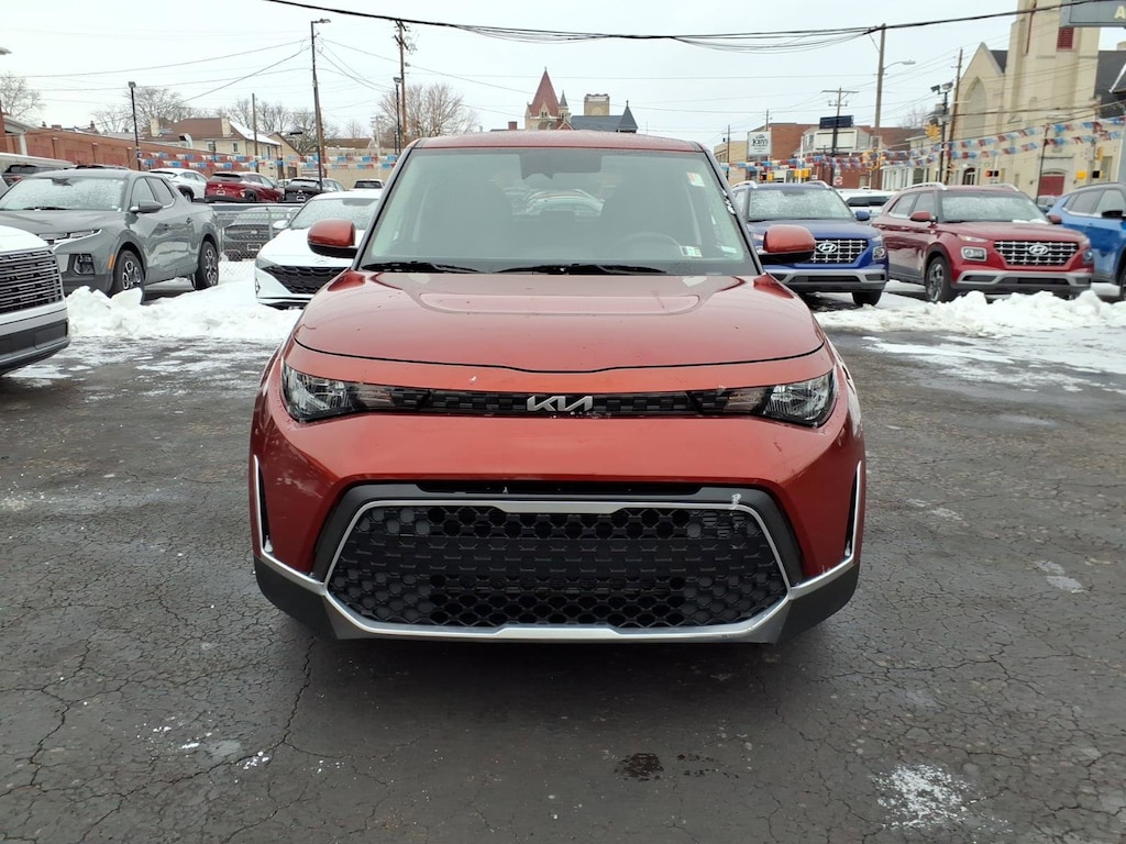 Used 2023 Kia Soul LX Hatchback