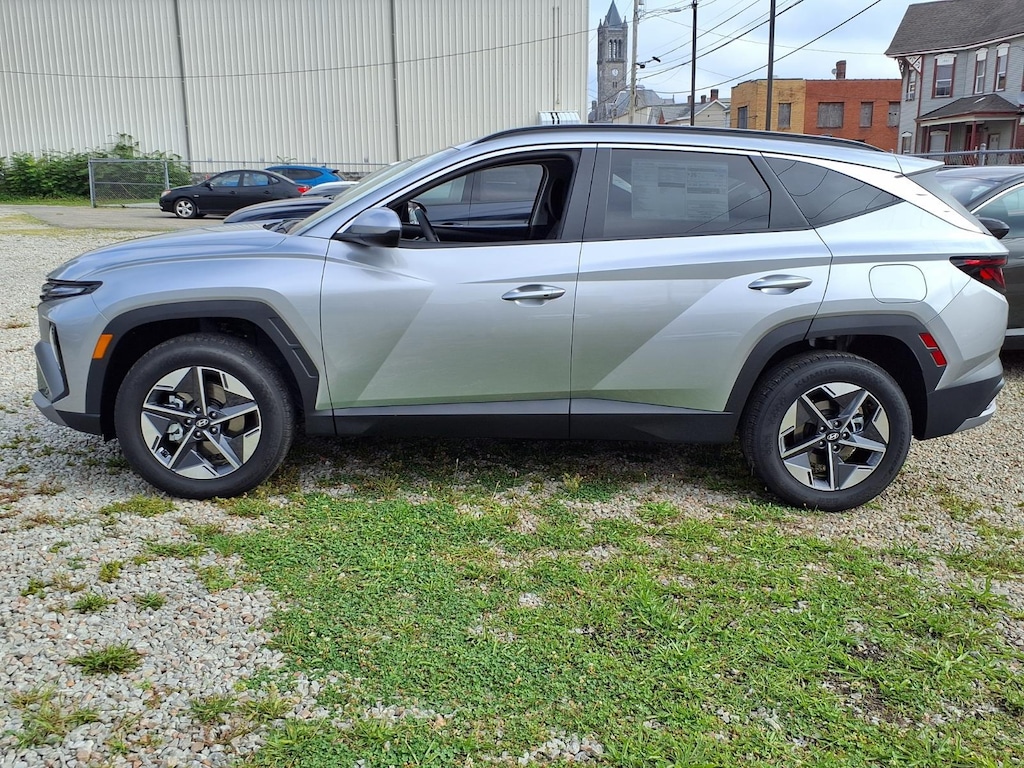 New 2026 Hyundai Tucson SEL AWD SUV