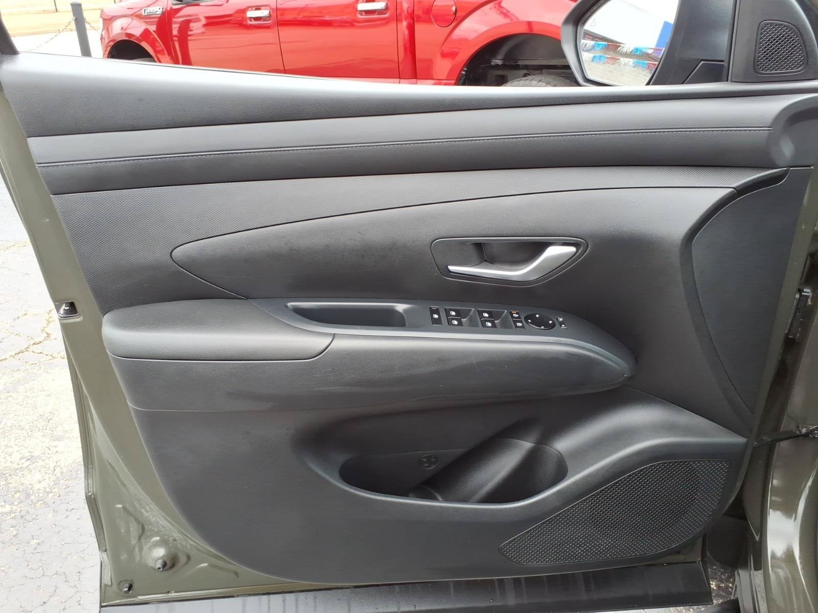 2025 Hyundai Santa Cruz SE - Photo 12