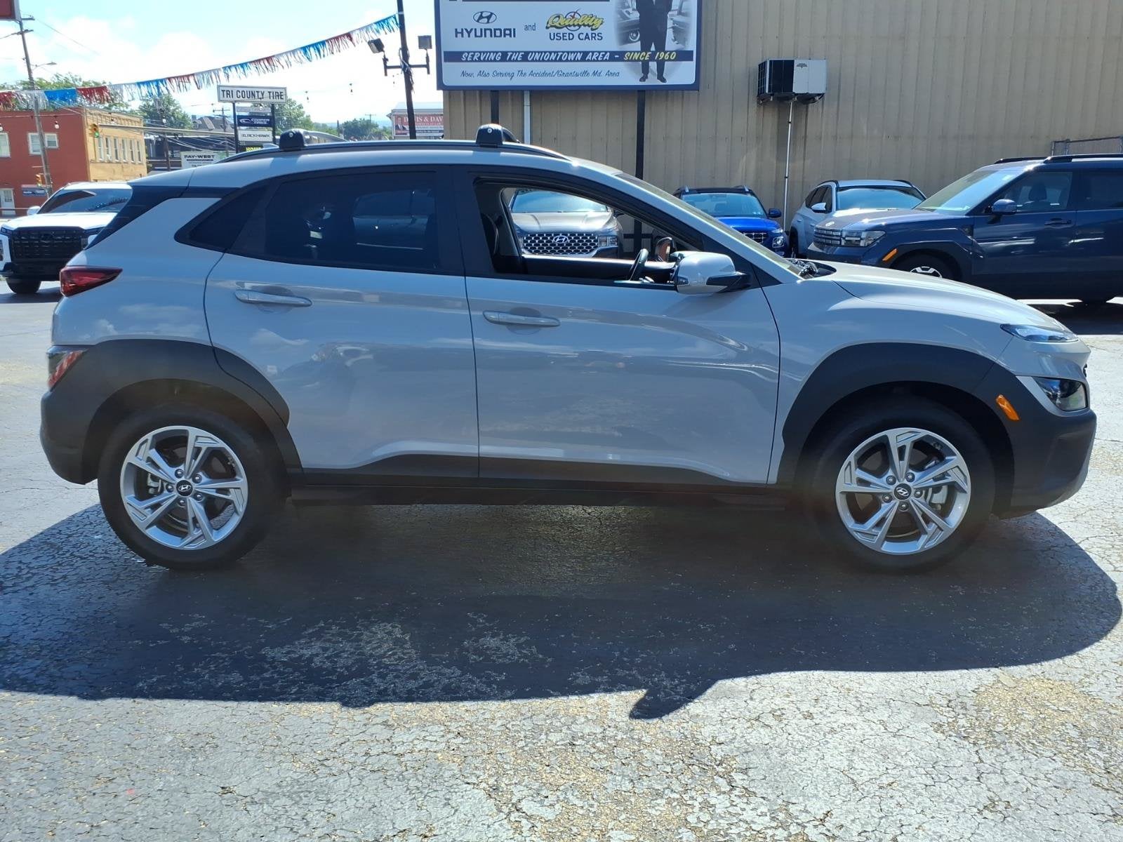 2023 Hyundai Kona SEL - Photo 4