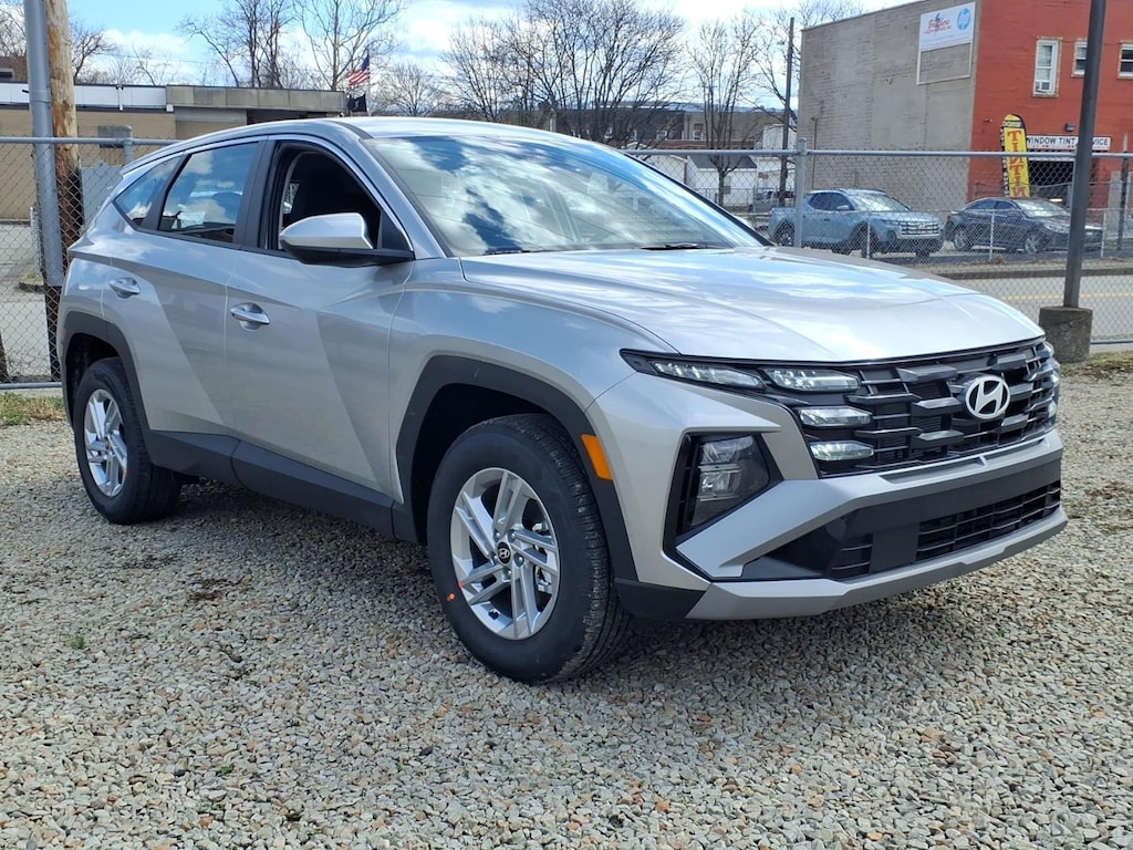New 2026 Hyundai Tucson SE AWD SUV