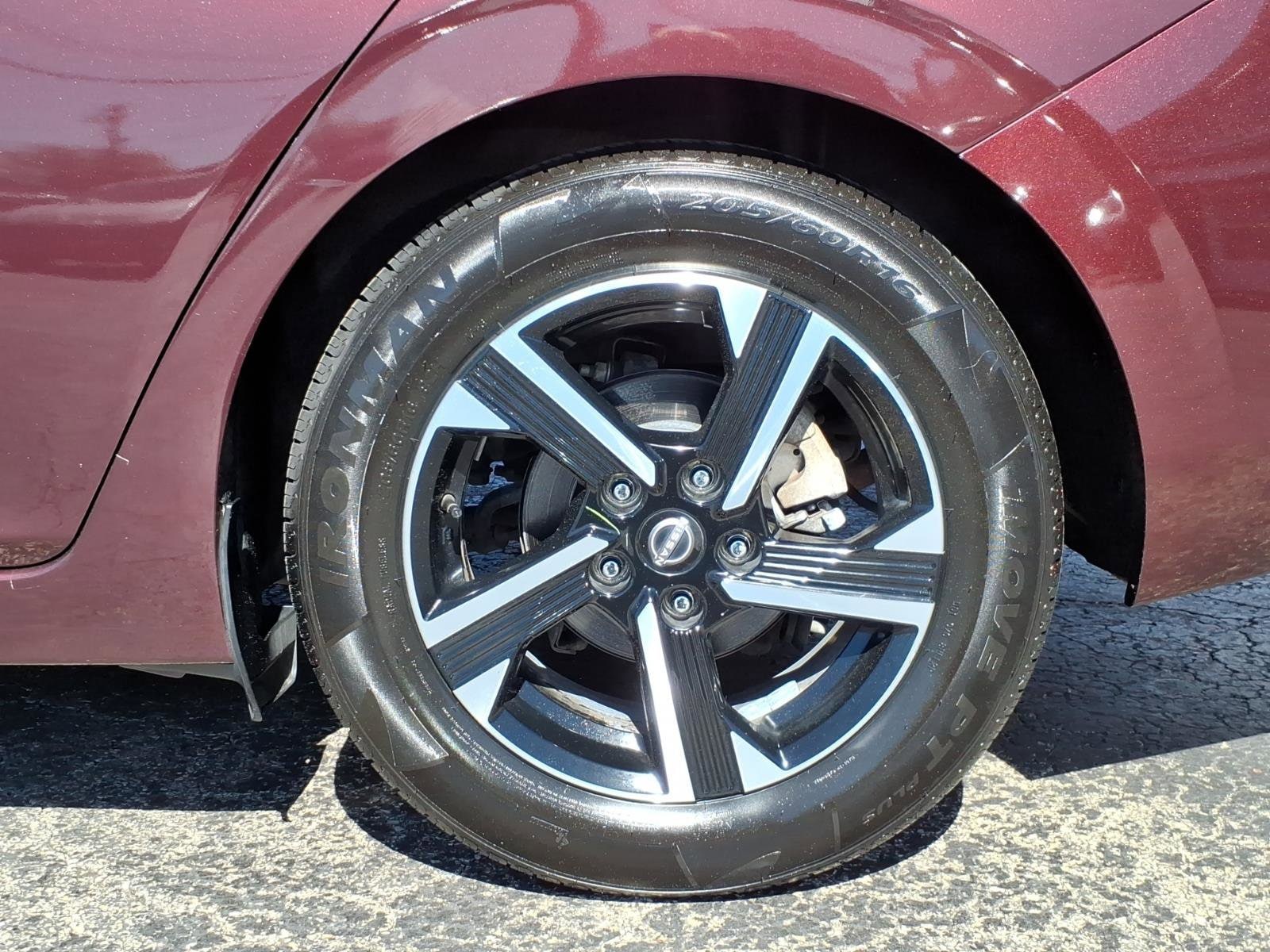 2024 Nissan Sentra SV - Photo 6