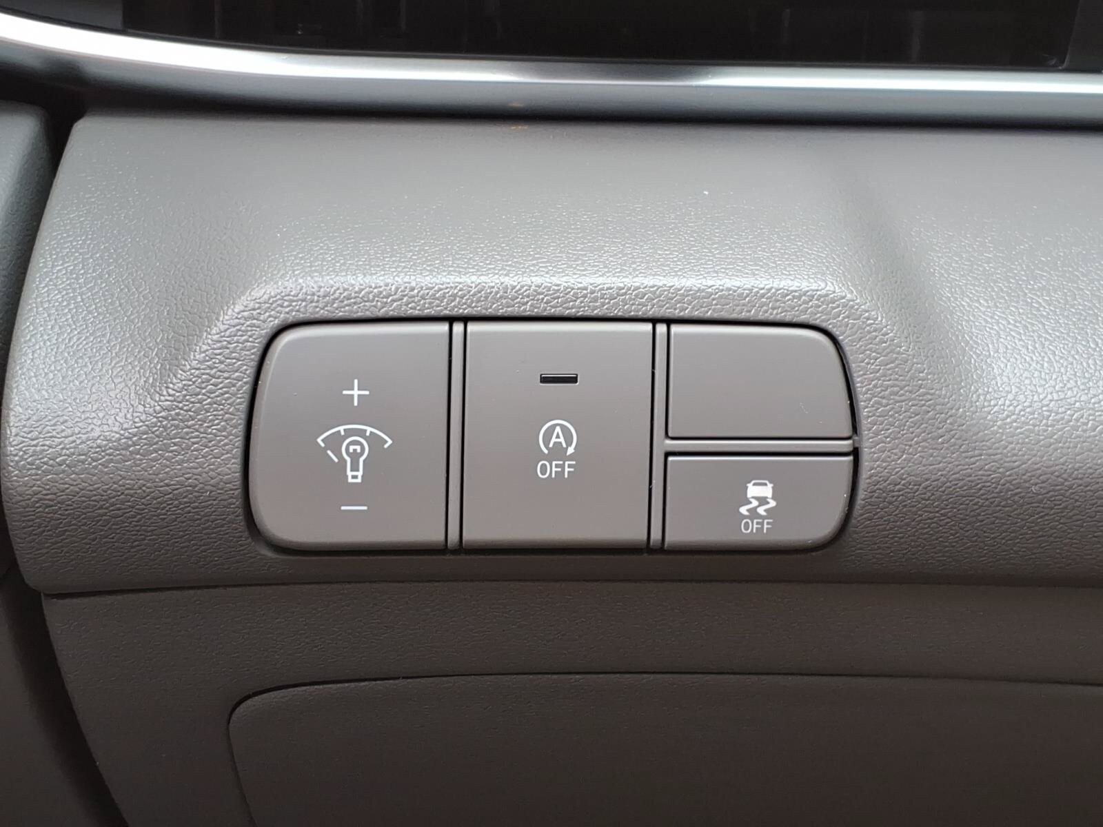 2024 Hyundai Elantra SE - Photo 8
