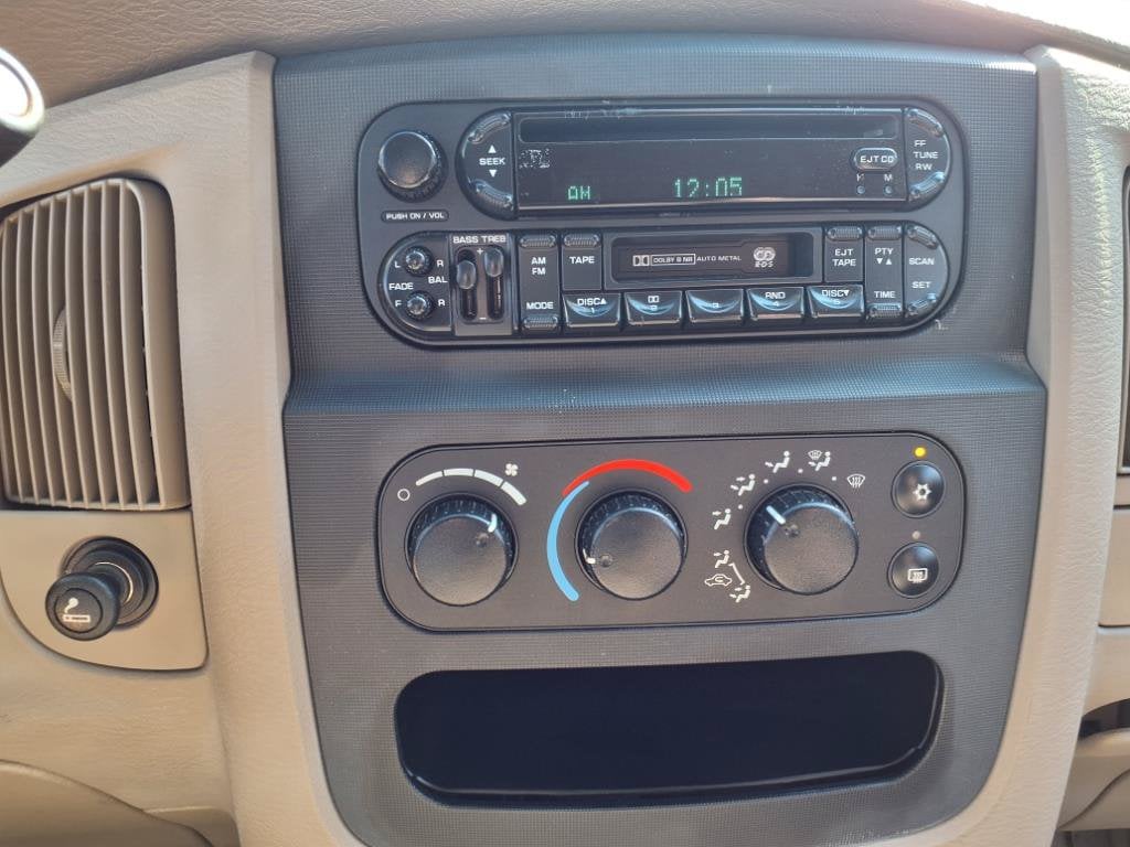 2004 Dodge Ram 2500 Pickup SLT - Photo 14