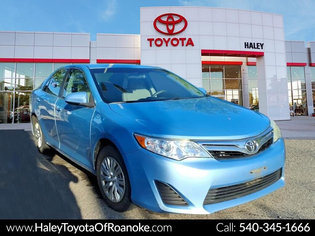 Used 2013 Toyota Camry LE Sedan
