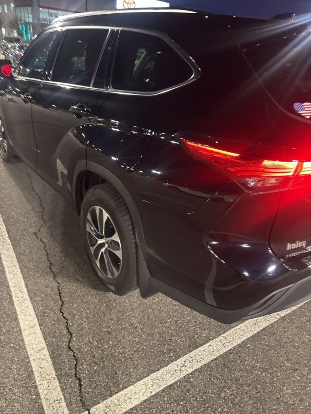 Used 2020 Toyota Highlander Hybrid XLE SUV